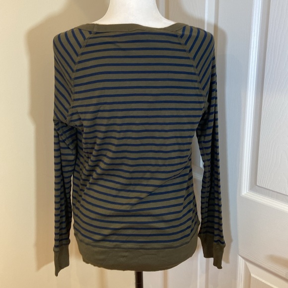 SPLENDID | Size M | long sleeve top - Picture 5 of 9